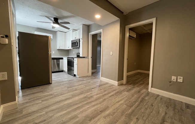 2307 FORMOSA AVE