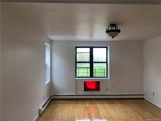 3 beds, 1 bath, 1,064 sqft, $3,464, Unit 3