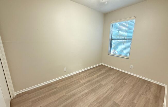 3 beds, 2 baths, 1,150 sqft, $2,229, Unit SUX-216