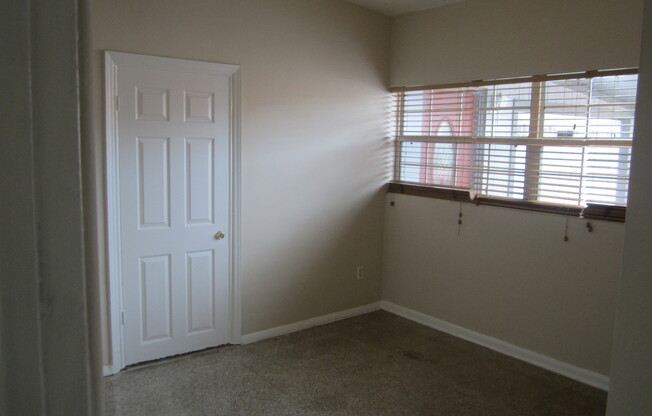 2 beds, 1 bath, $1,499