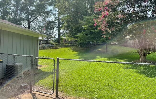 1213 Denson Place Opelika, AL 36801