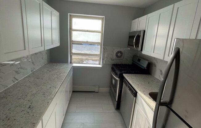 1 bed, 1 bath, $2,050, Unit 1083 1D