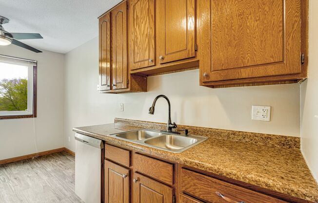 1 bed, 1 bath, 610 sqft, $1,315, Unit 257-303