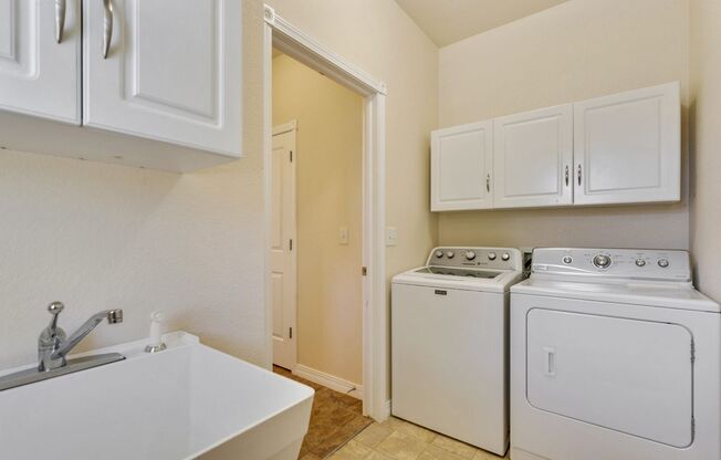 Beautiful 3-Bedroom, 2½-Bath Home with Open Floor Plan in East Fort Collins