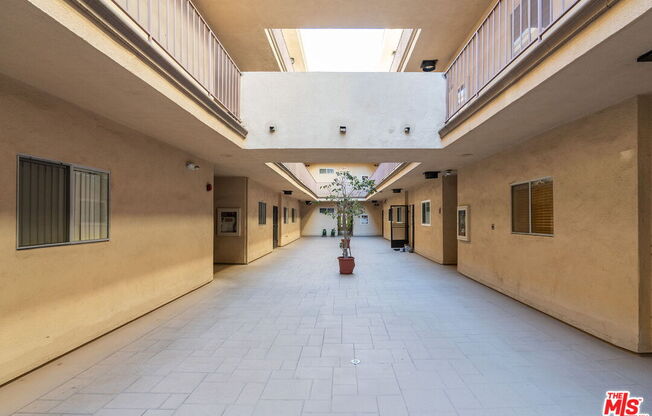 1818 Pelham Ave Unit 206