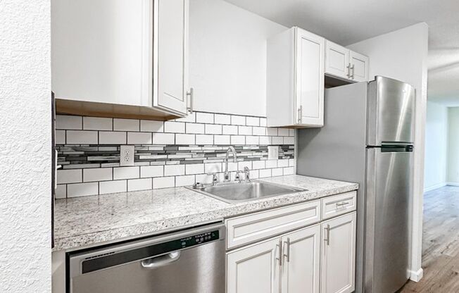 2 beds, 2 baths, 1,096 sqft, $1,525, Unit 1877A