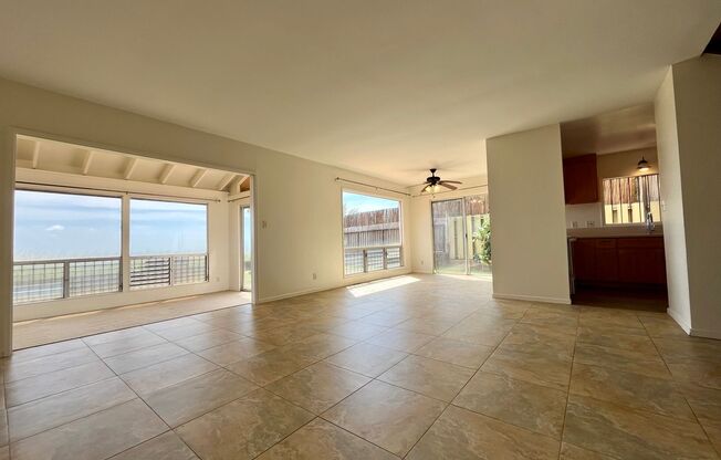 4 beds, 2.5 baths, $3,600, Unit Palehua Vista