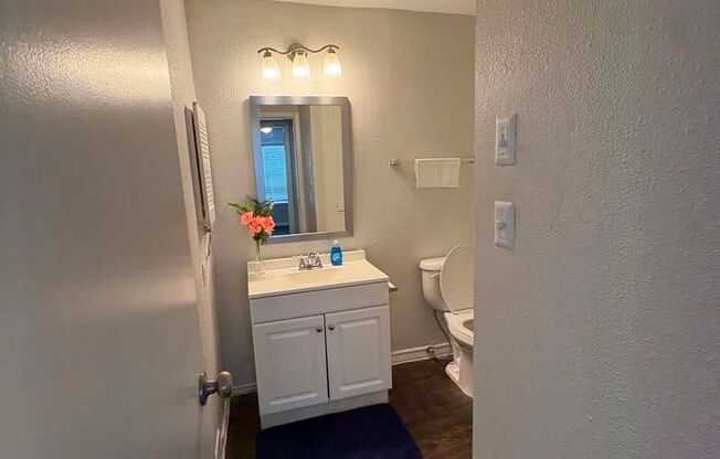 1 bed, 1 bath, 750 sqft, $1,095, Unit 01-0111
