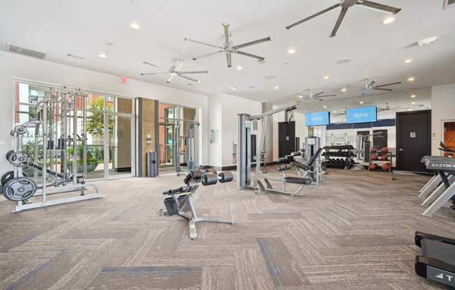 The Grand Upper Kirby Apartments in Houston, TX Fitness Center