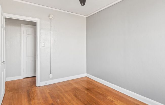 2 beds, 1 bath, 800 sqft, $1,095, Unit 401