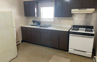 2 beds, 1 bath, 800 sqft, $1,275, Unit I201