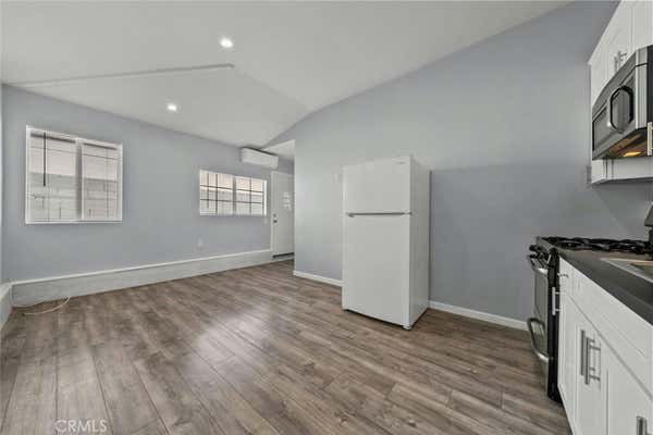 1 bed, 1 bath, 480 sqft, $2,100