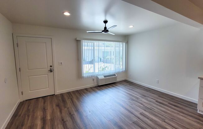 1 bed, 1 bath, 515 sqft, $1,950, Unit 25