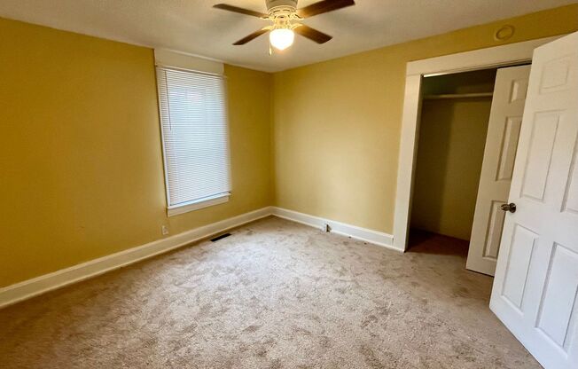 3 beds, 1 bath, $1,100