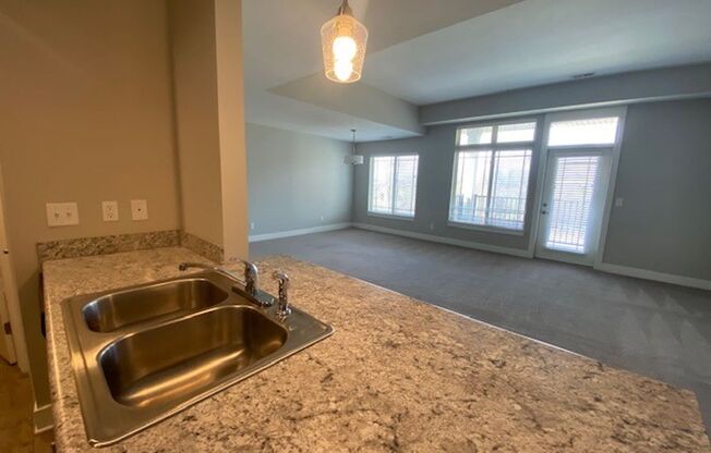 2 beds, 2 baths, 1,284 sqft, $2,171, Unit 2105-201