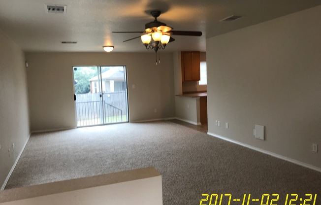 SPACIOUS HOME  |  4 BEDROOMS  |  BONUS ROOM  |  3 BATHS