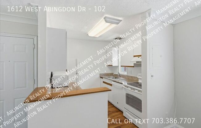 1612 W ABINGDON DR