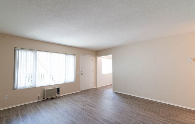 1 bed, 1 bath, 850 sqft, $1,800