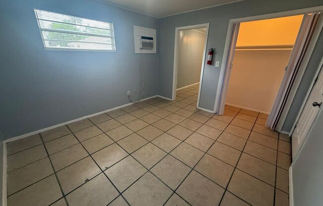 Charming 1 bedroom in the heart of St Petersburg !