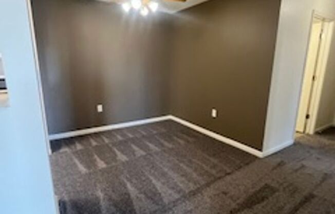 2 beds, 2 baths, 1,080 sqft, $1,189, Unit 53