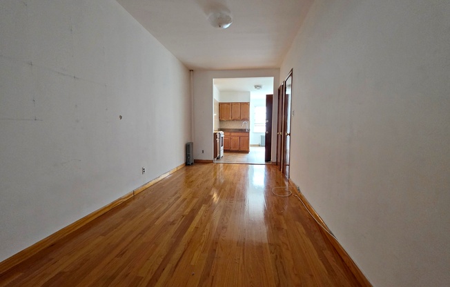 378 MANHATTAN AVE