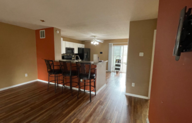 593 LAZELLE RD