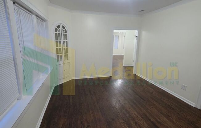 NE2 ANTR (/BTRE-2) 9318 S Loomis St