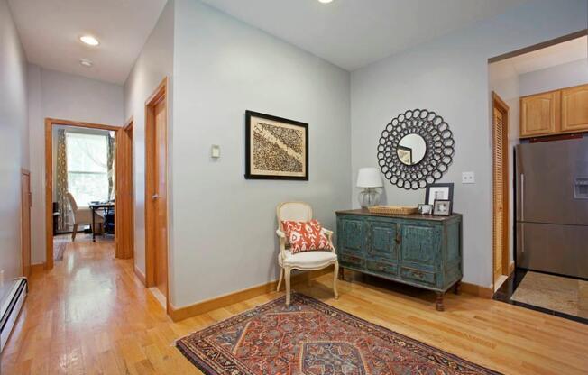 105 E 9 ST