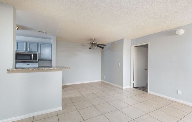 2 beds, 2 baths, $1,600, Unit # 2169