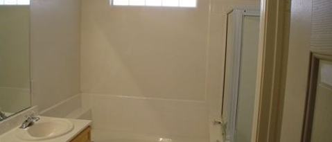 1525 Emerald Peak Av