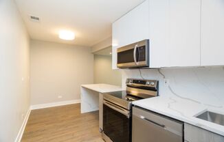 Spacious 1 Bed in Great Old Town Location