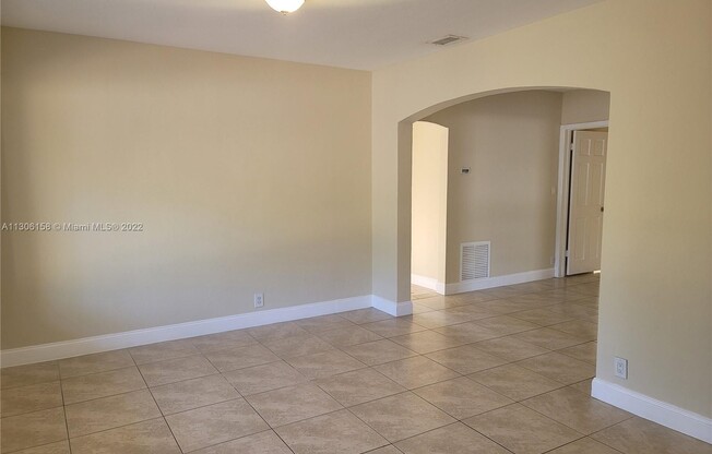 2494 SW 26 Ln