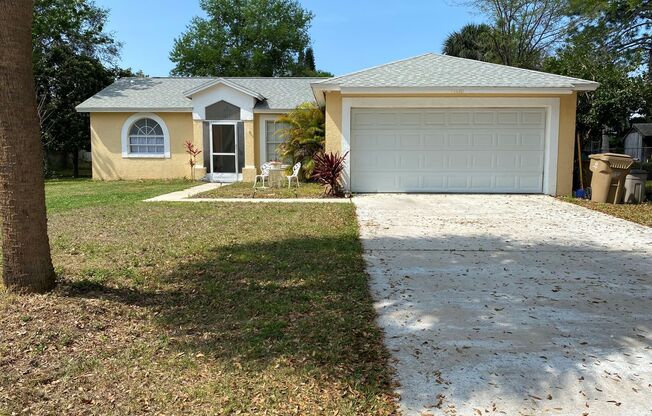 Charming 2/2 Rental Clermont!