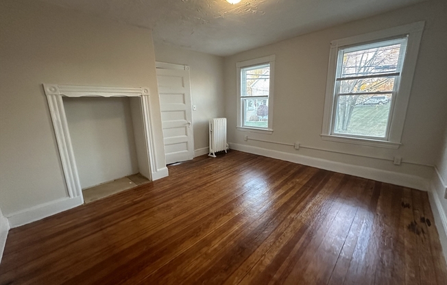 1 bed, 1 bath, 600 sqft, $1,900, Unit 4