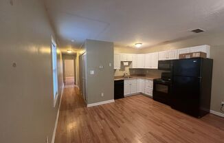 Beautiful 2 bedroom 1 bath unit