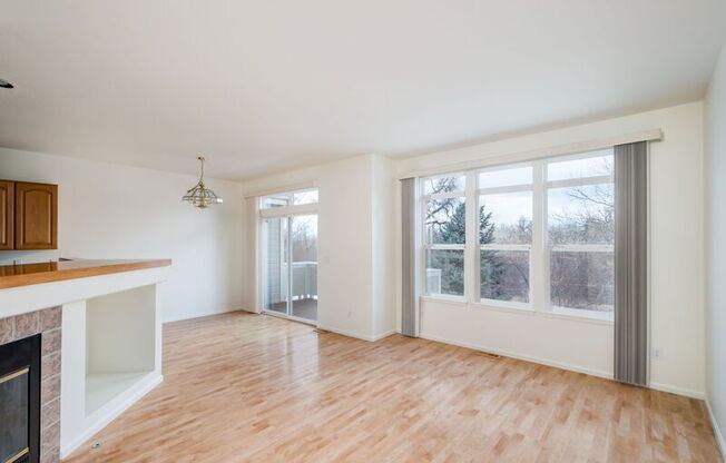 299 W JAMISON CIR