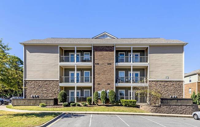 Property Exterior at Chenal Pointe at the Divide, Little Rock, AR