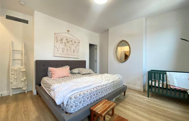 3 beds, 3 baths, 1,200 sqft, $5,500