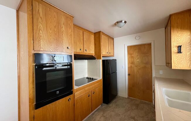 1 bed, 1 bath, $1,995