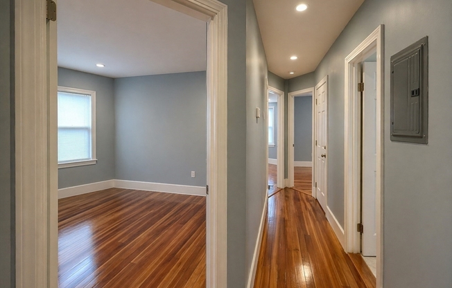 3 beds, 1 bath, 1,175 sqft, $3,400, Unit 2