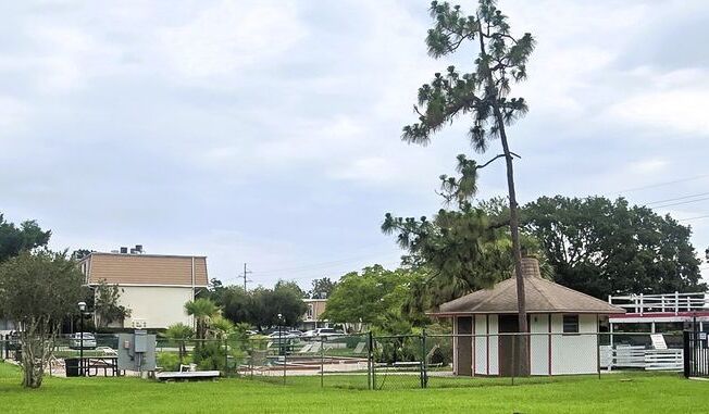 3 Bedroom Condo, close to airport & shopping! Available Now