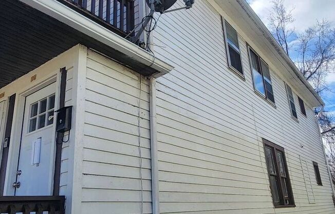 12702 IOWA AVE