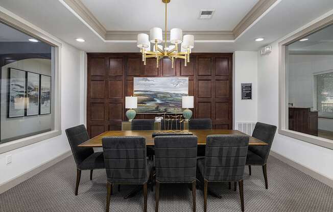 Resident shared conference room - Monterra Las Colinas Apartments