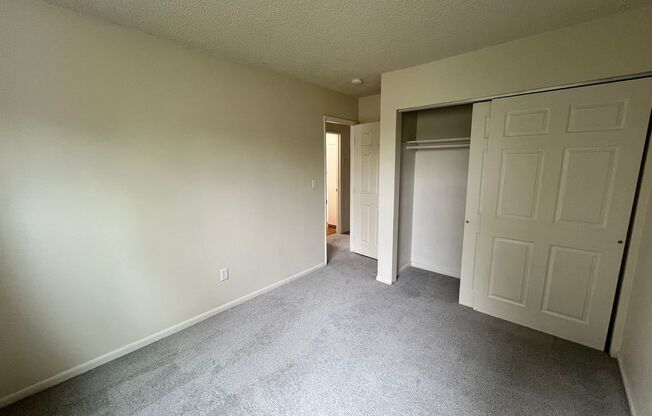 2 beds, 1 bath, 600 sqft, $1,225, Unit 6