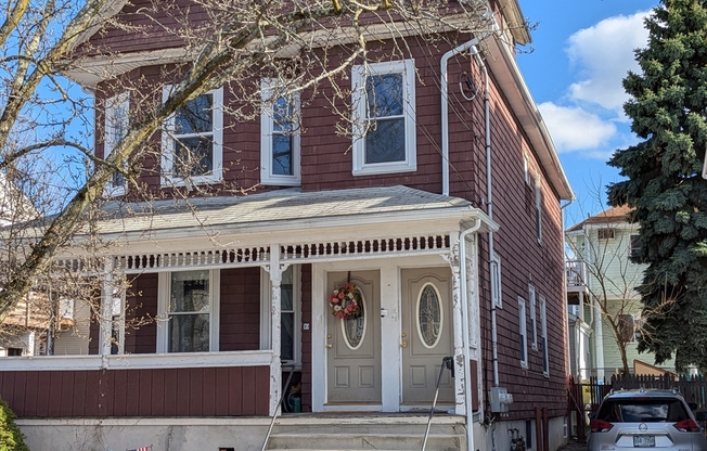 12 NEWBERN AVE