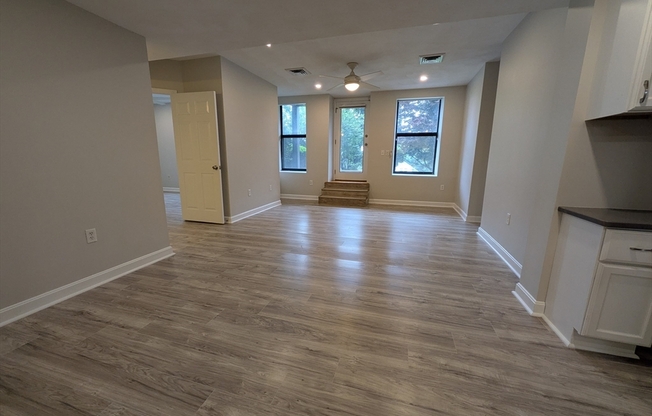 155 KENDRICK AVE