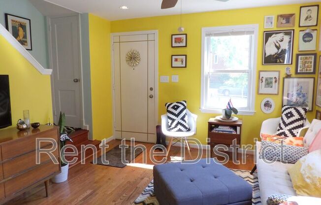 4612 BASS PL SE