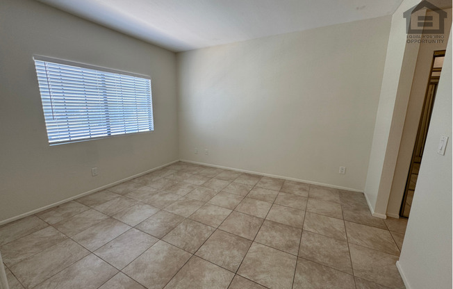 2 beds, 2 baths, $1,099, Unit UNIT 2034