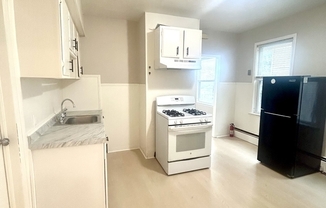 8 HYMER ST