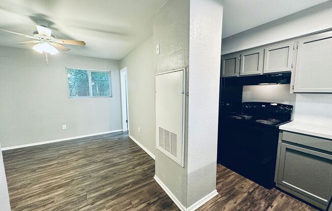 Studio, 1 bath, 500 sqft, $850, Unit 117